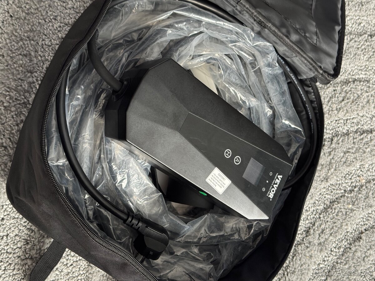 VEVOR nabíjačka elektromobilov s obrazovkou typ 2, 16A 3,7 k - 4