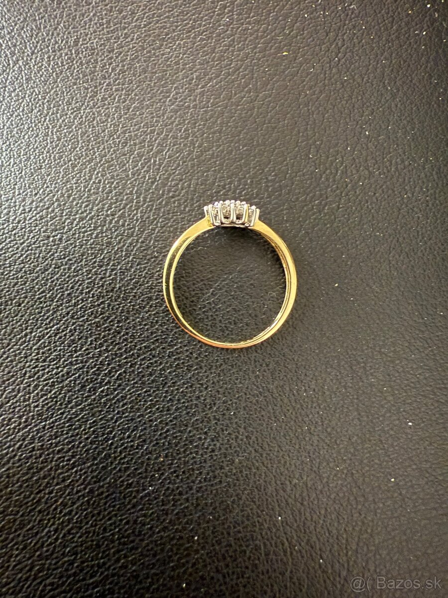Zlatý prsteň s diamantmi - 4