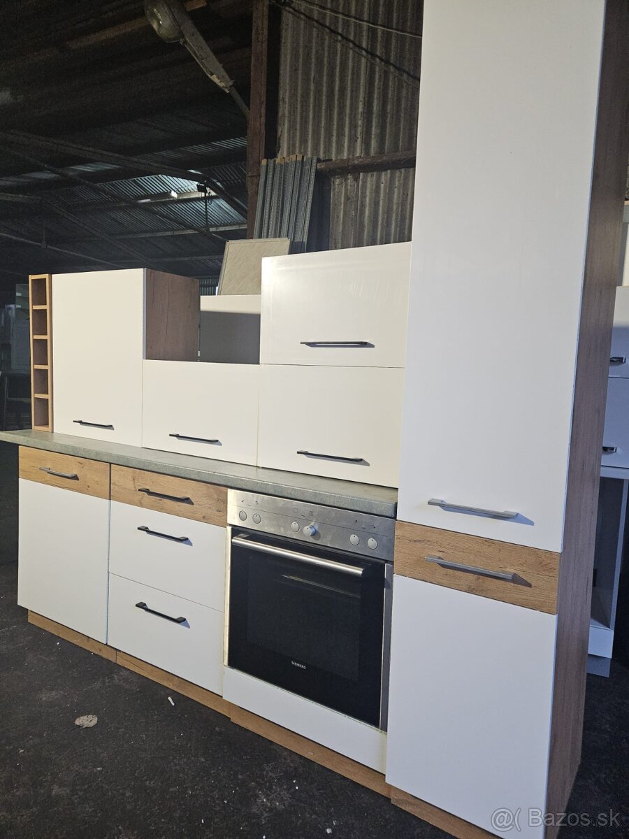 NOVÁ KUCHYŇA VIGO 220 cm – SKLADOM - 4