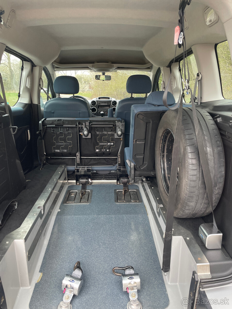 Citroën Berlingo: plošina pro převoz vozíčkáře - 4