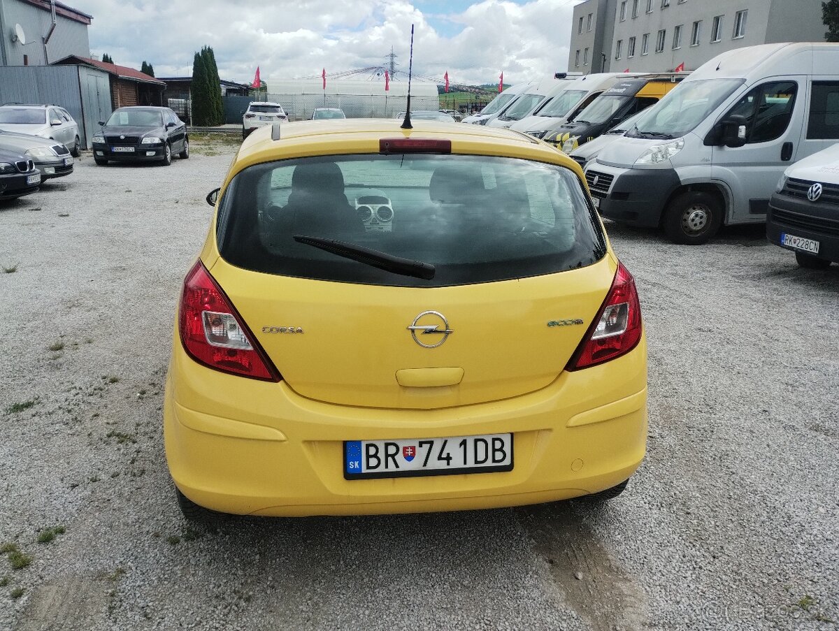 Opel Corsa 1.0 12V Essentia - 4