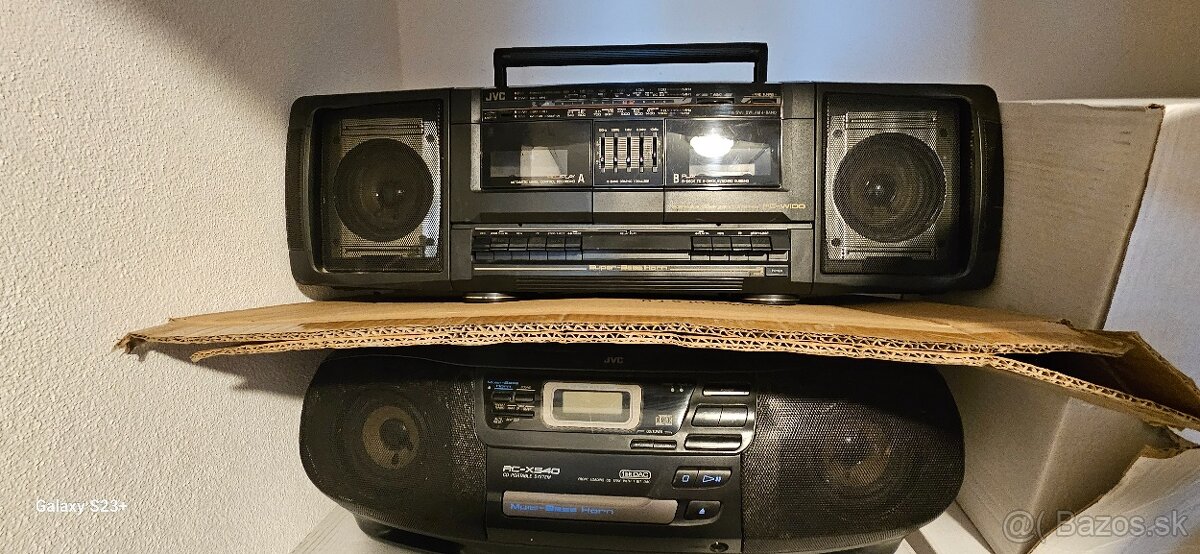 Magnetofon JVC - 4