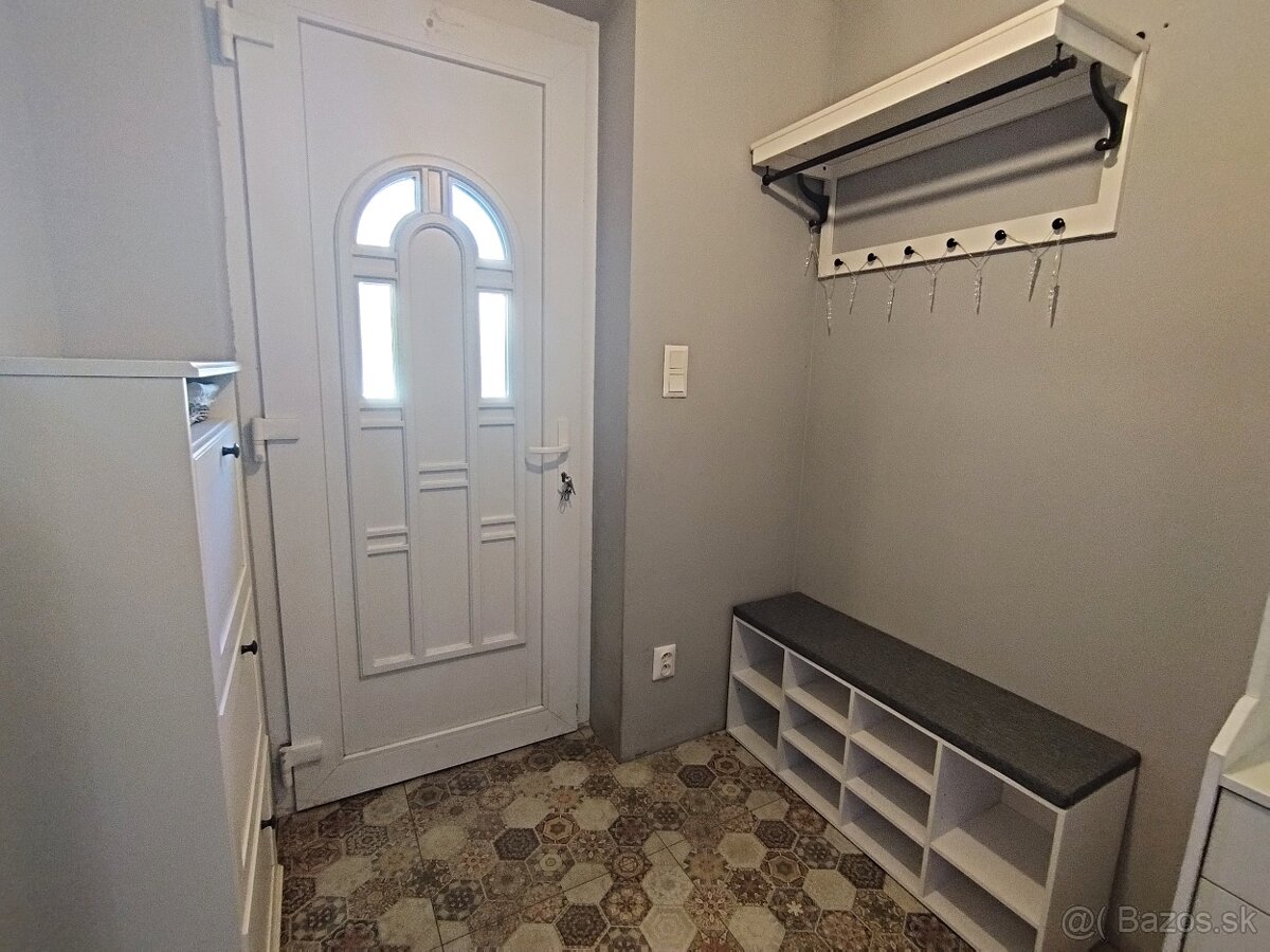 Predám rodinný dom bungalov, obec Horné Orešany - 4