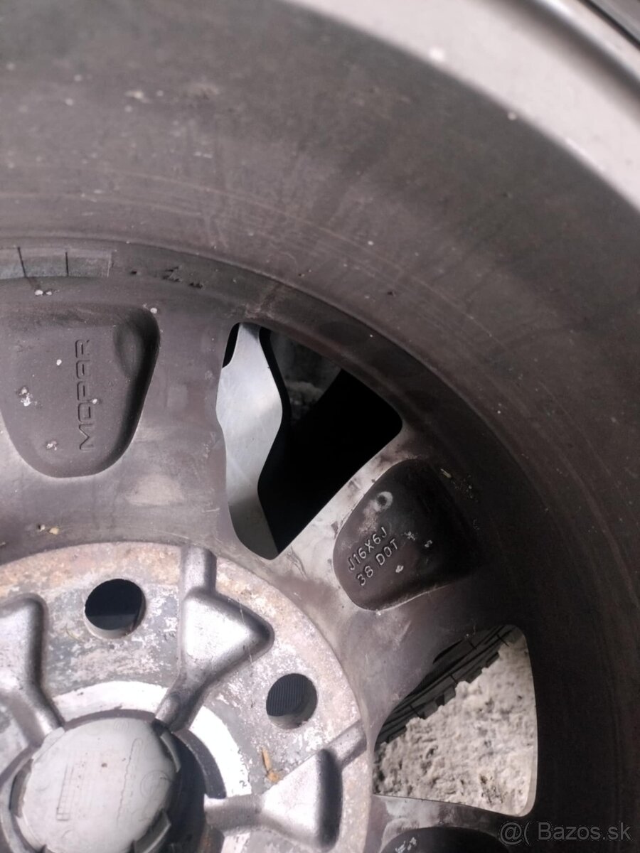 4ks alu disky orig. Fiat 6x139,7 r16 + pneu