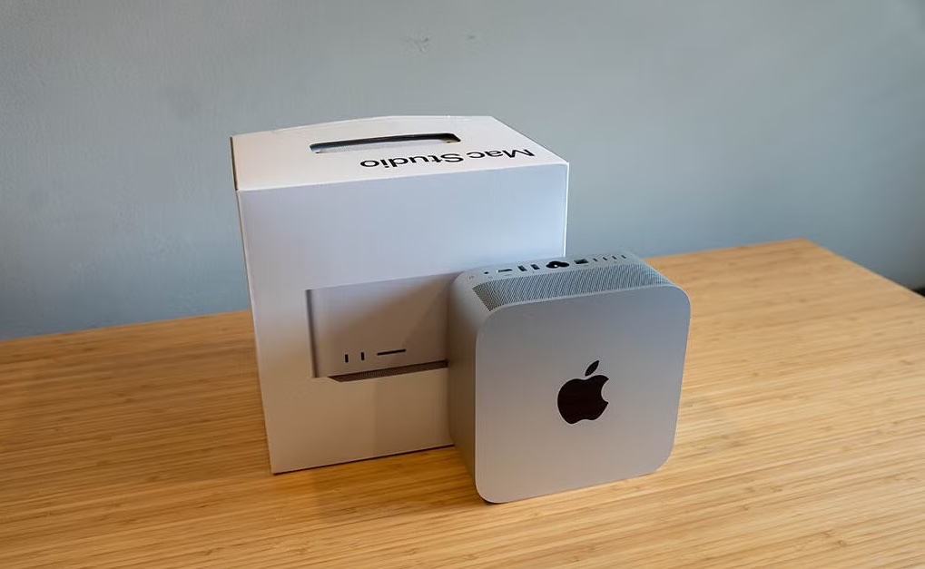 Predám Mac Studio M1 ULTRA 128GB RAM - 4