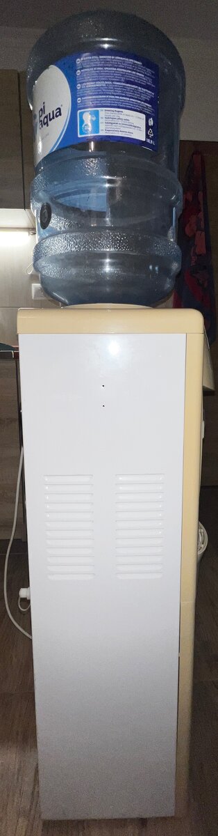 Predám výdajník vody – teplá / studená (bez barelu) - 4