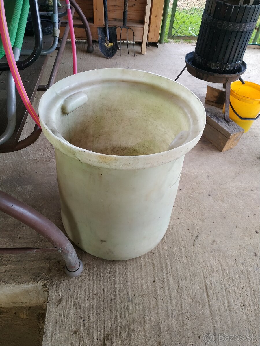 Nádoby, kade, - 4