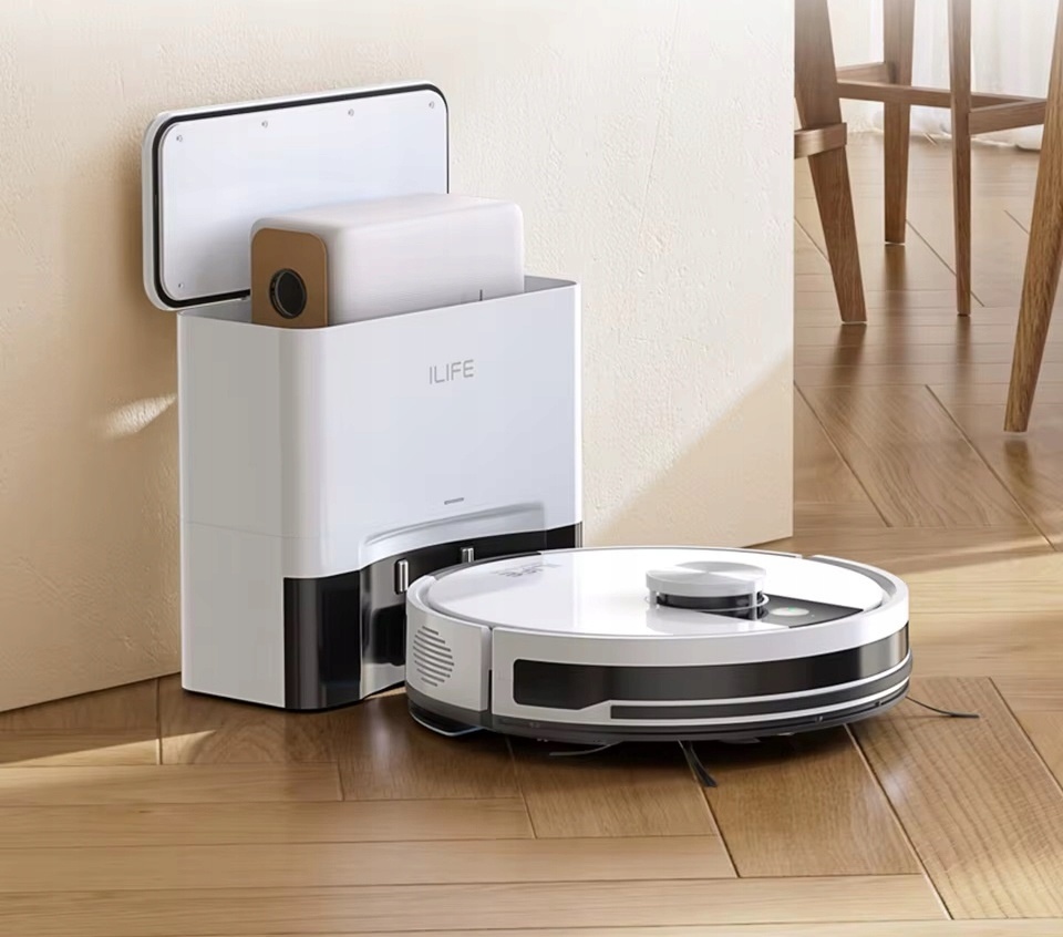 Robotický vysávač s dokovacou stanicou - 4