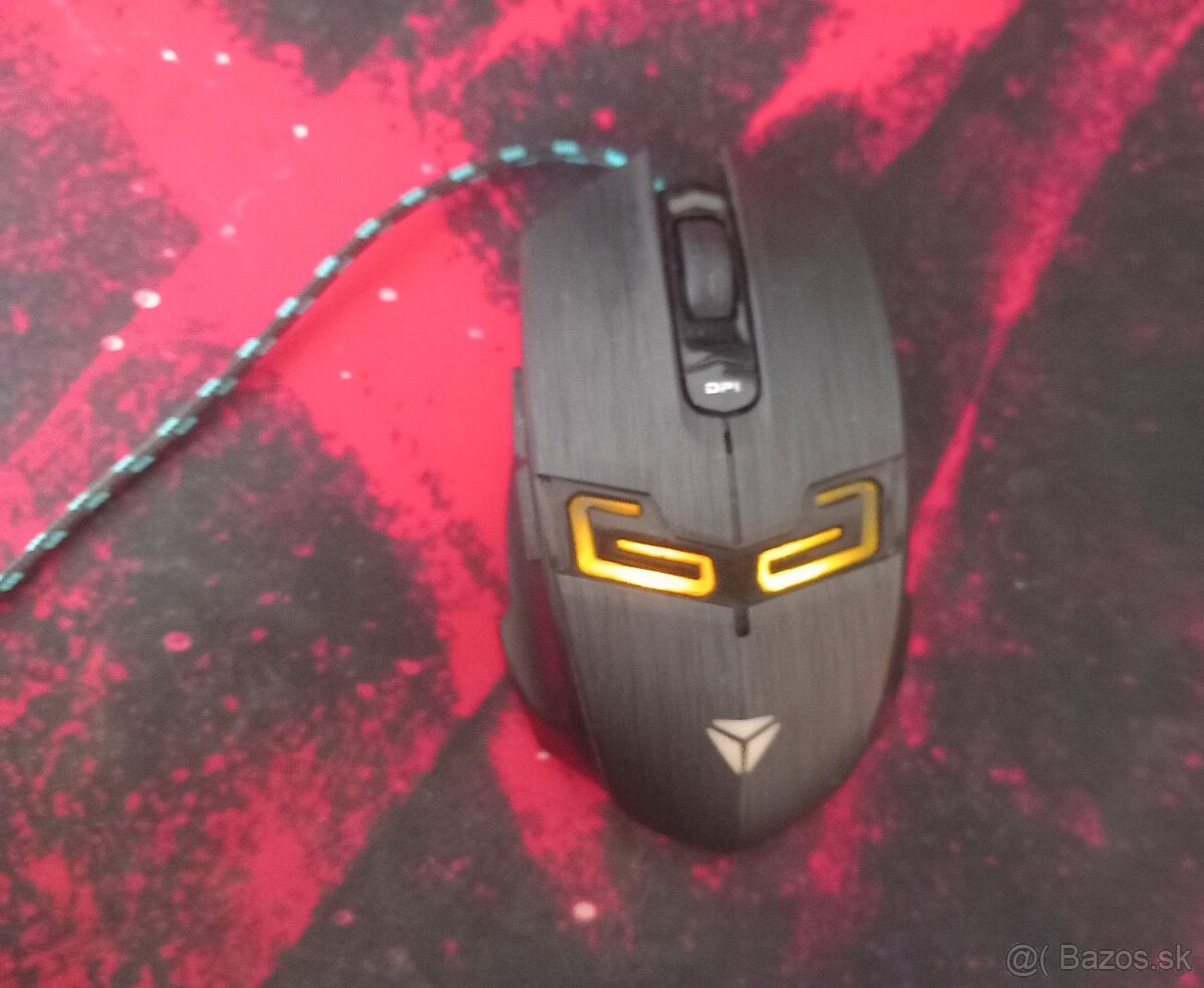 Predám príslušenstvo k pc/xbox/ps - 4