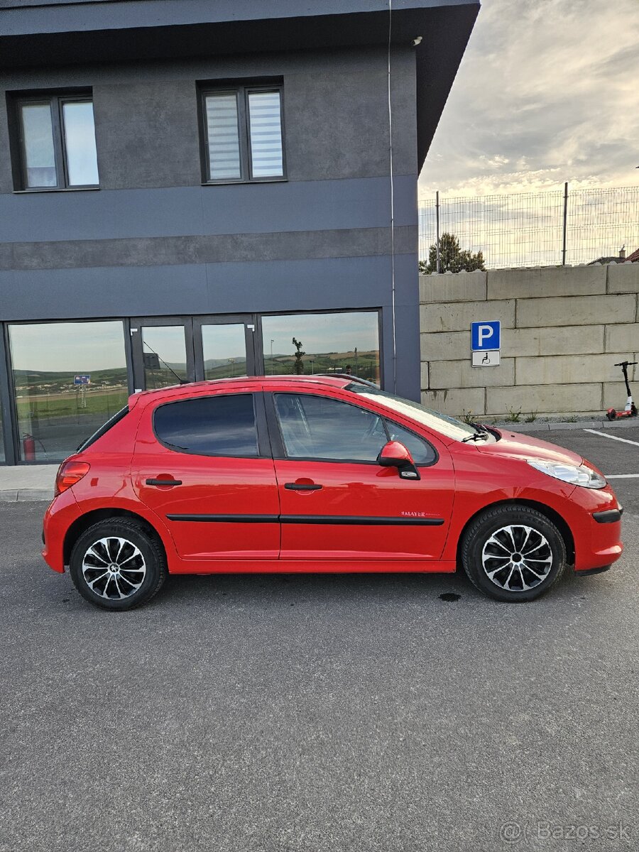 Peugeot 207 1.4 - 4