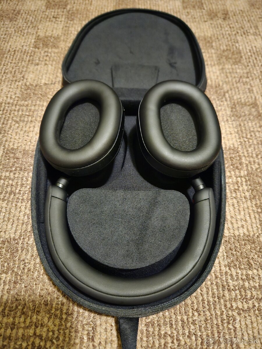 Sony WH-1000XM5 - 4