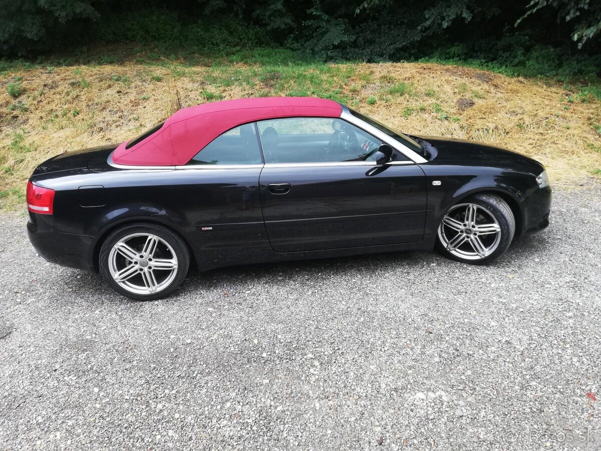 AUDI A4 Cabrio S-Line 2.0 TDi - 4