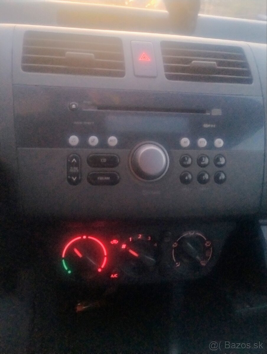 Suzuki Swift benzin - 4