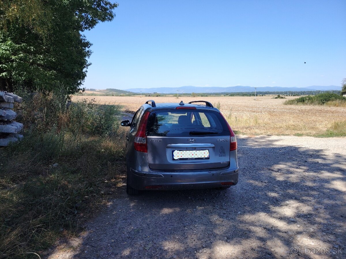 Hyundai i30 cw 1.6crdi - 4