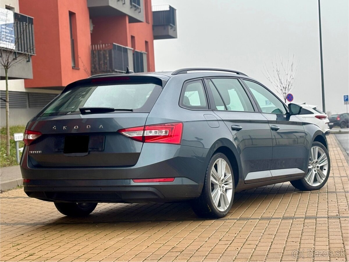 Škoda Superb Combi 2.0 TDI Style DSG - 4