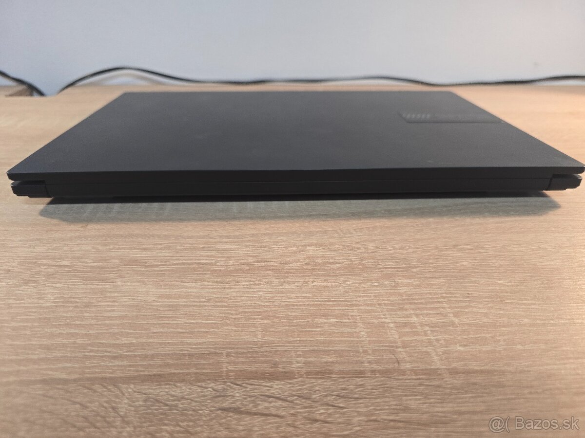 ASUS Vivobook Go 15 ako nový - 4