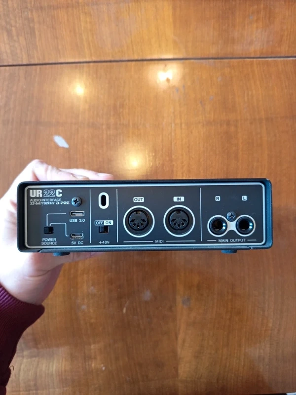 Steinberg UR22C - 4