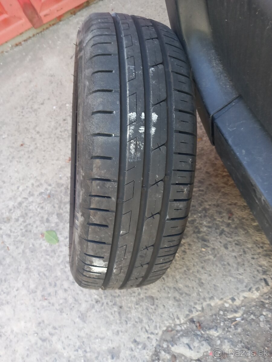 Predám gumy 175/65/14(dot2021)Twingo2 - 4