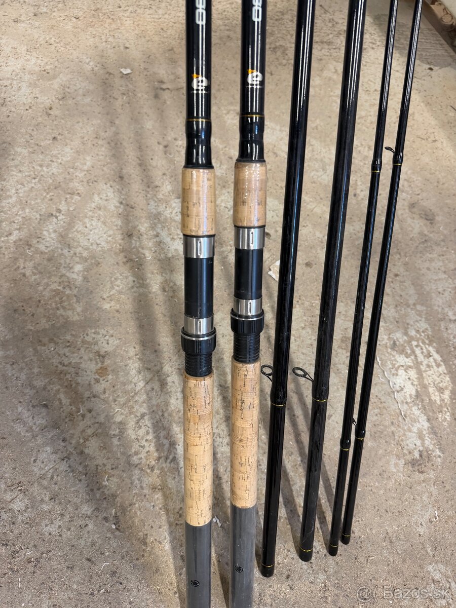 2x Feeder - 4