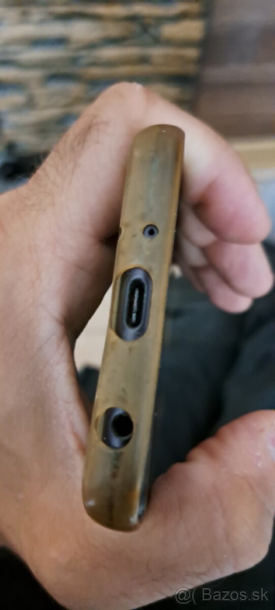 Motorola one zoom - 4