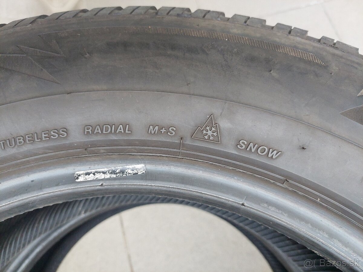 225/65 R17 zimné BIRDGESTONE - 4