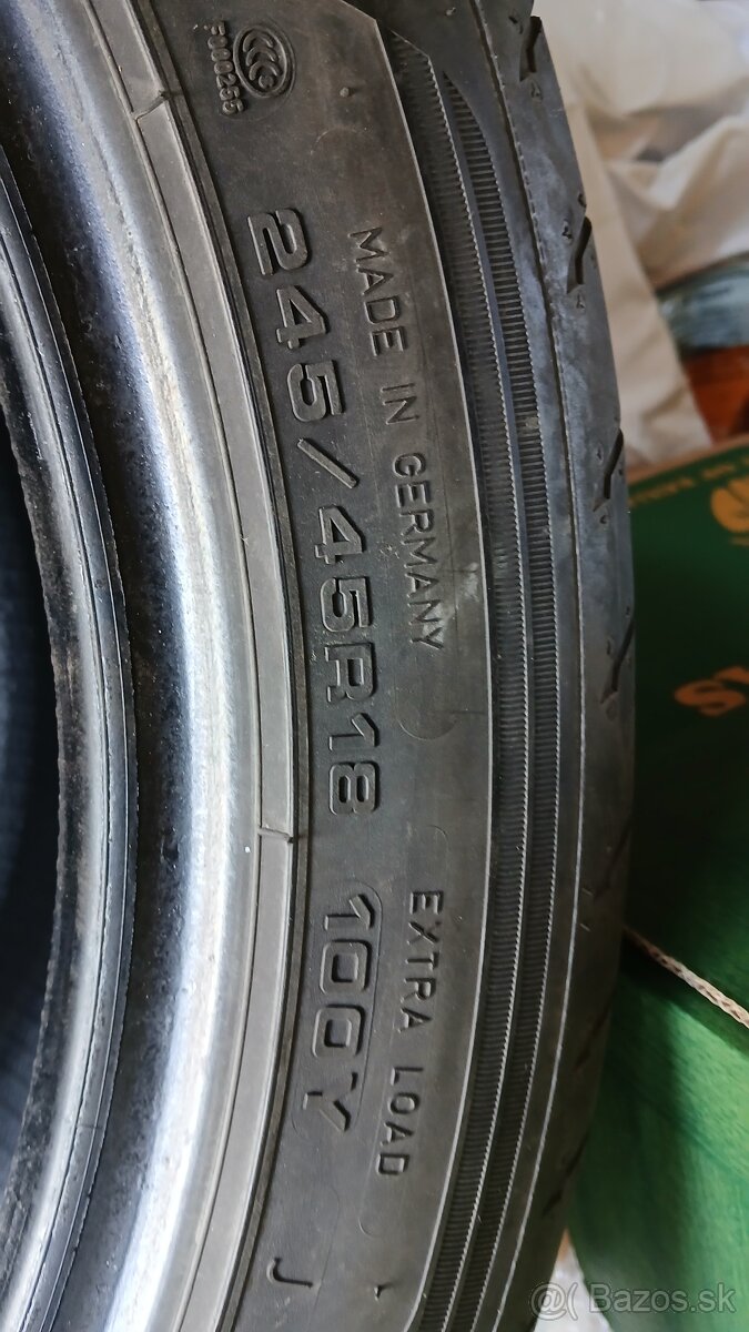 Goodyear 245/45 R18 - 4