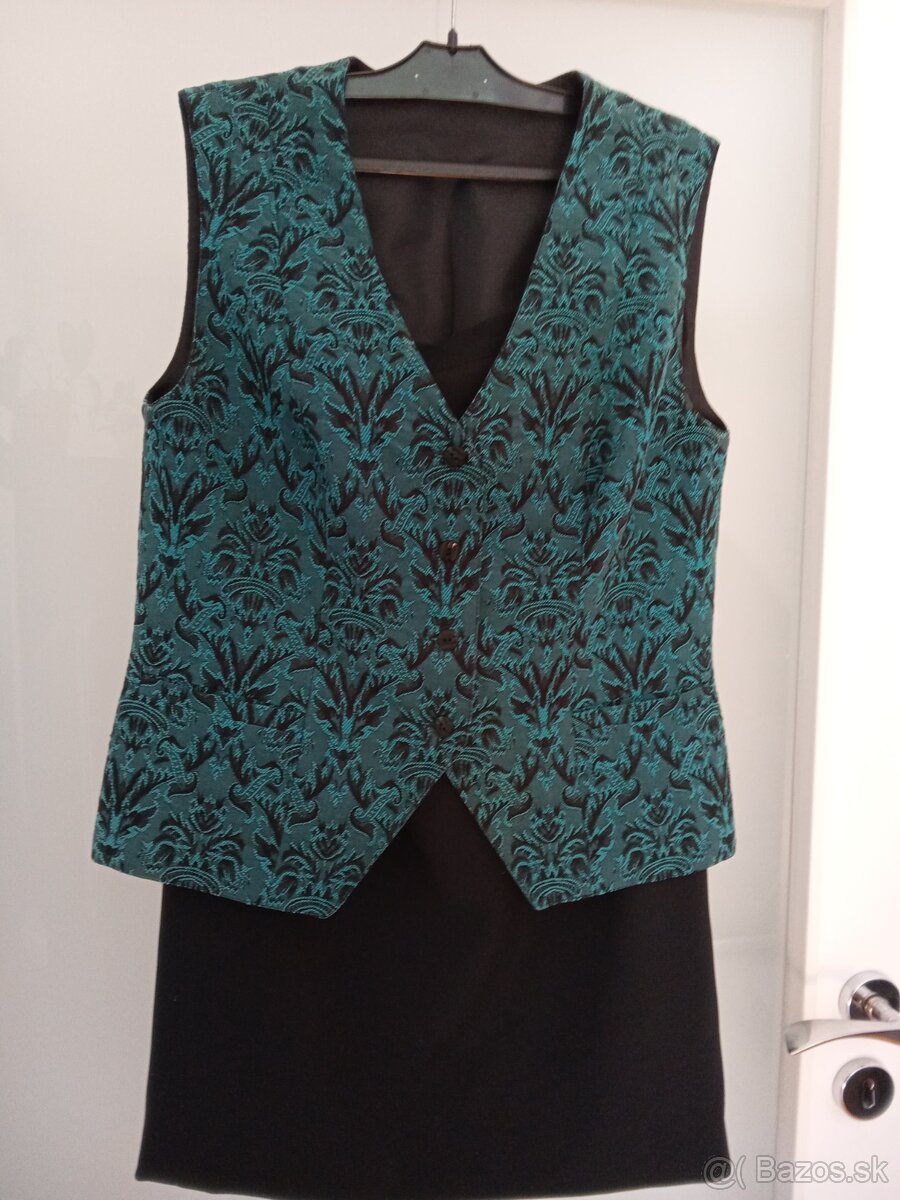 Komplet vesta a sukňa č.40 dve verzie 10€ každý - 4