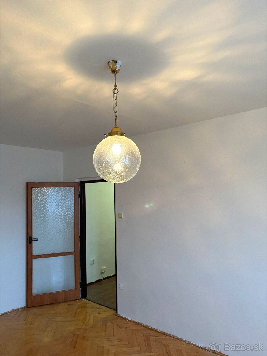 prenájom v absolútnom centre s balkónom - 4