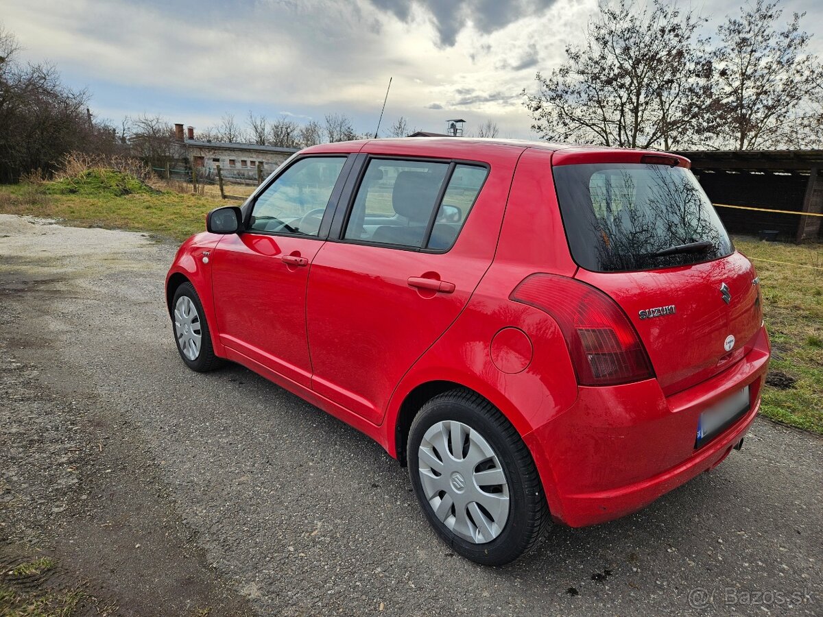 Suzuki swift 1.5 VVT 117 000 km - 4