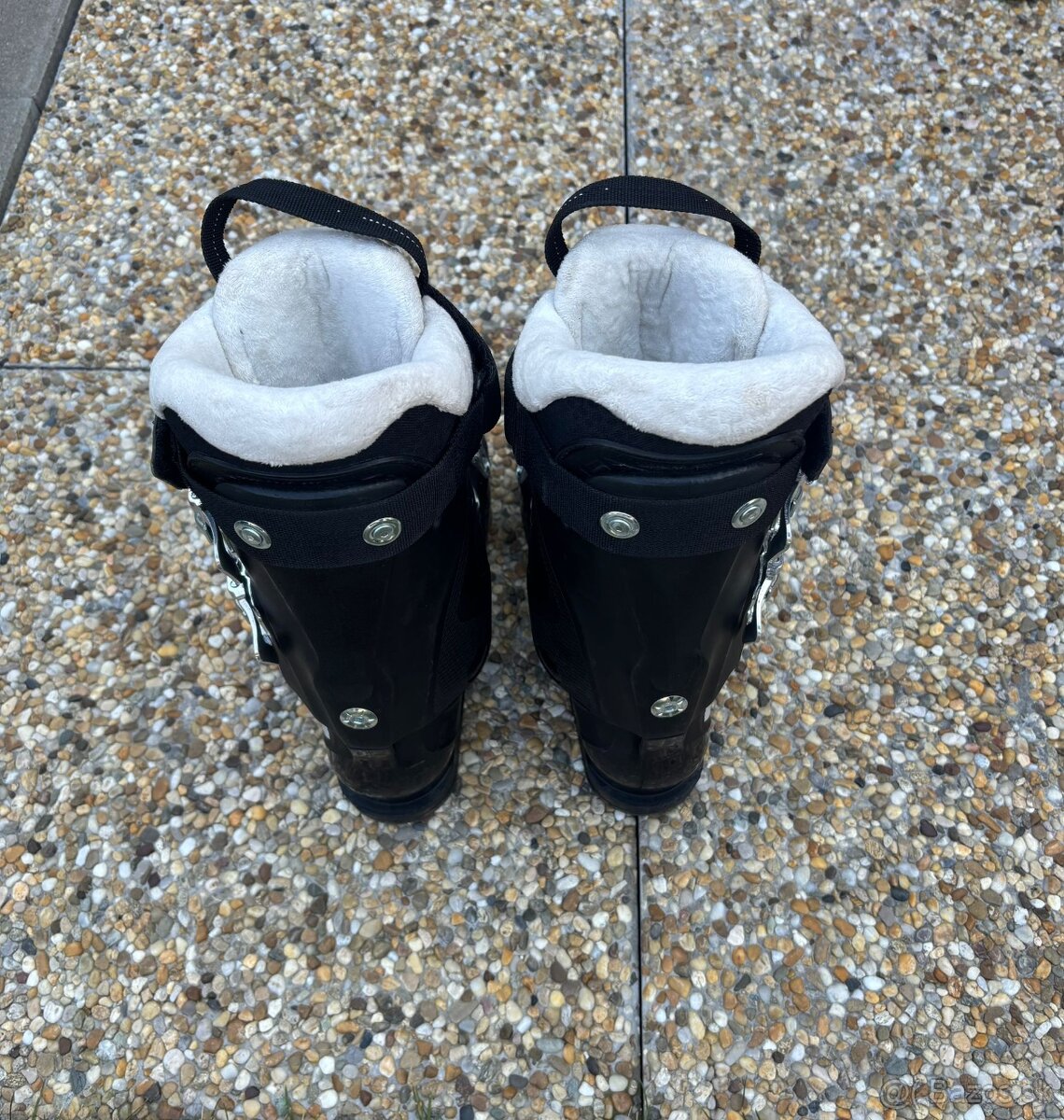 Predám lyže a lyžiarky - 4