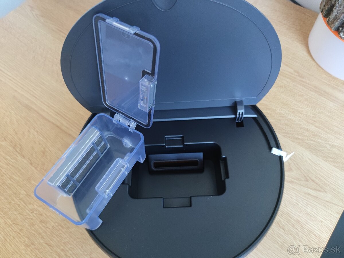 Predám robotický vysávač ETA Rover - 4