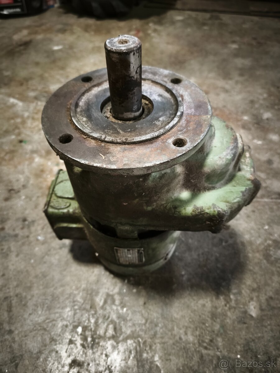 Elektromotor s prevodovkou - 4