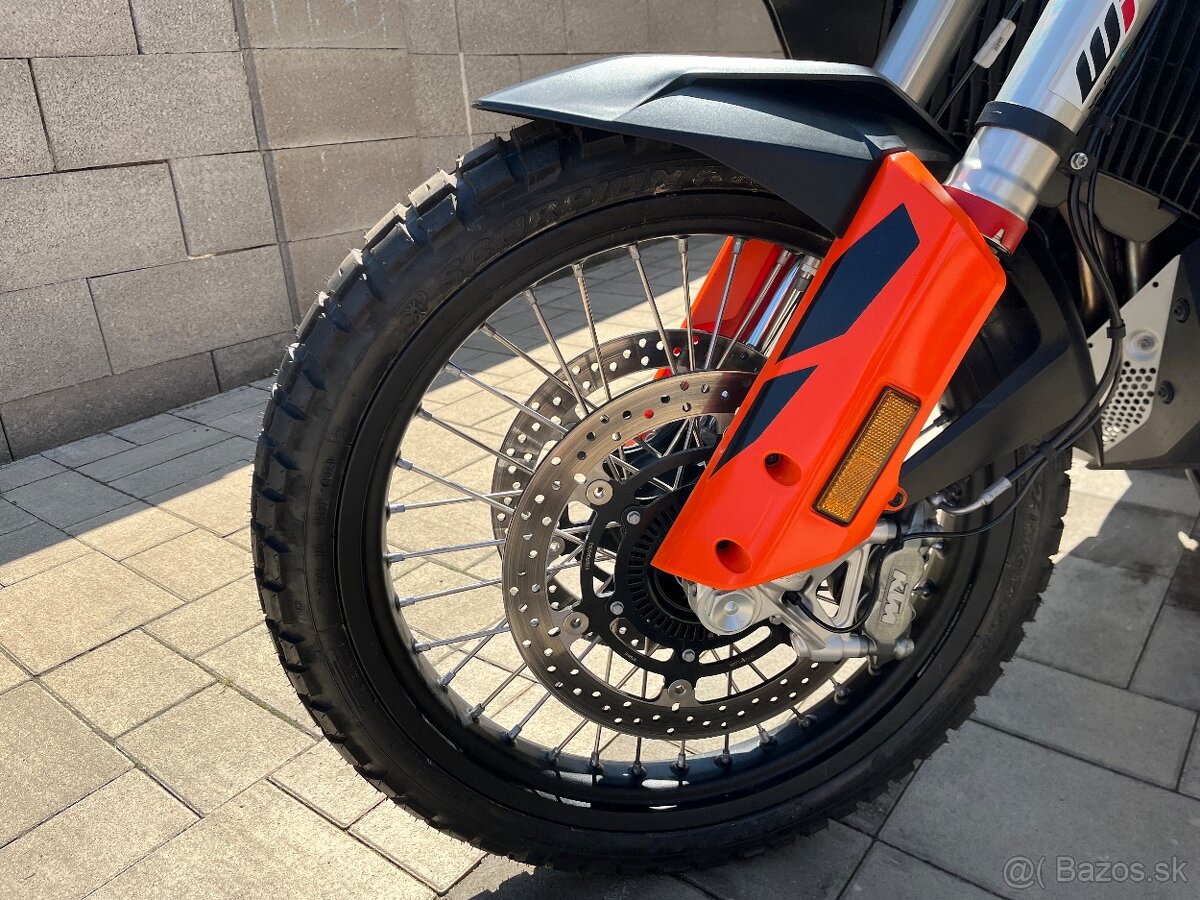 KTM 790 Adventure R