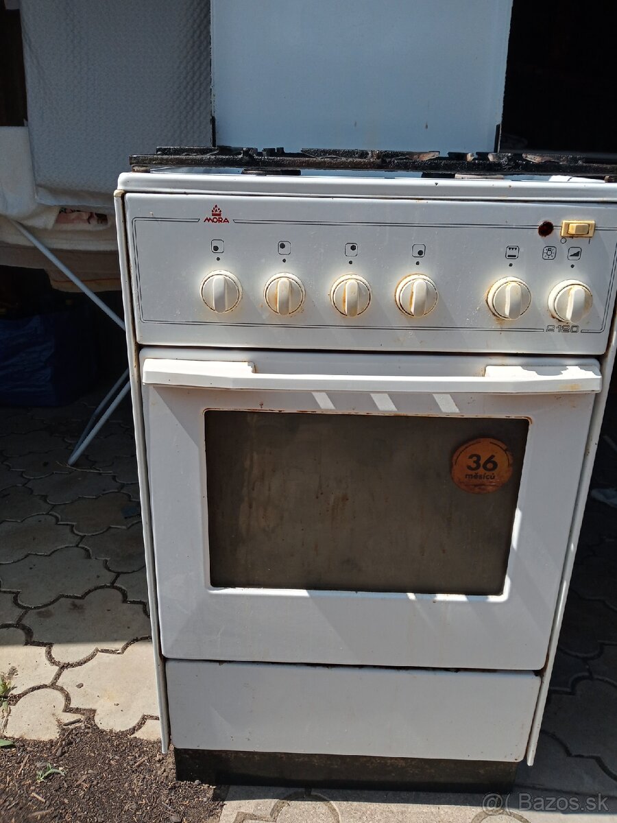 Predám plynový sporák Mora - 4