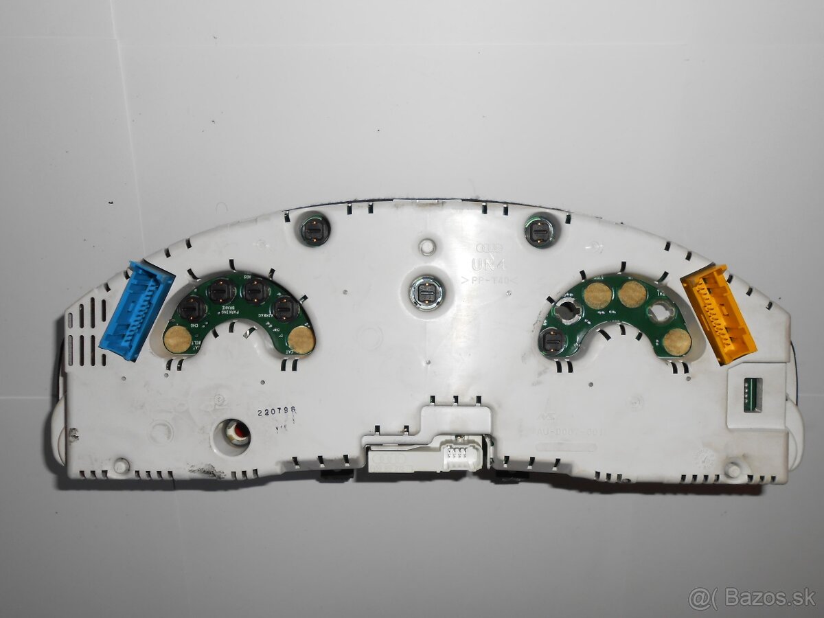 Budiky Audi A4 B5 / predfacelift / - 4