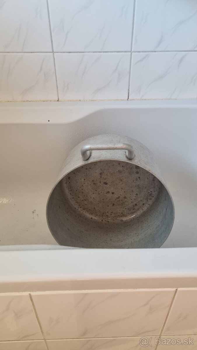 Predám hliníkové konvy a hrniec - 4