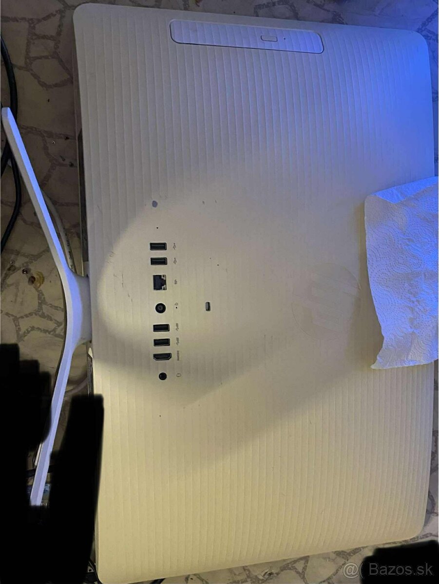 Predám kancelarski pc intel pentium bez ram bez disku bez ad - 4