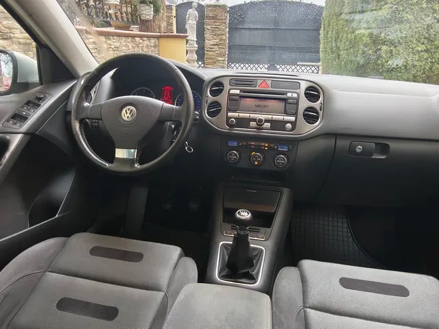 VW Tiguan 2,0 Tdi 4x4 - 4