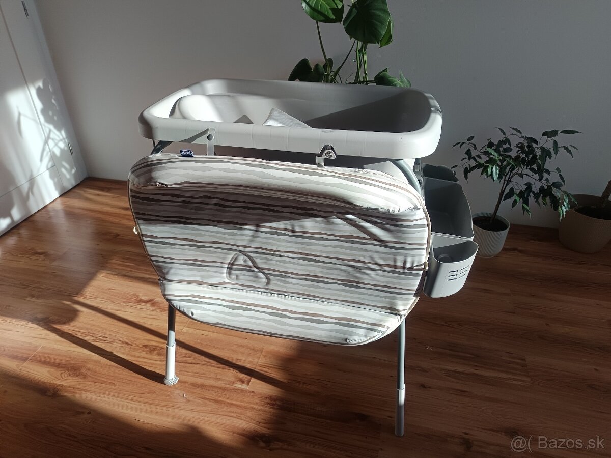 Predám prebaľovaci pult Chicco - 4