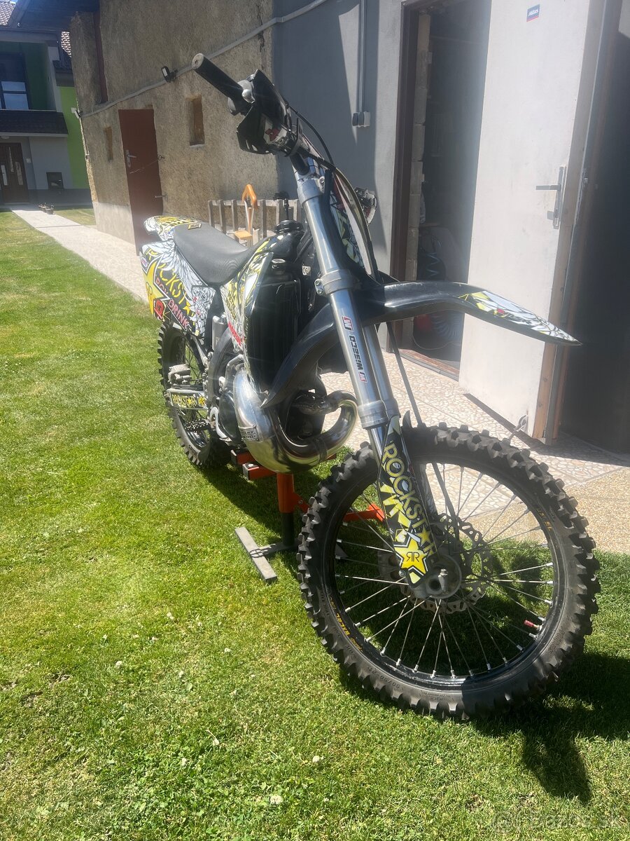 SUZUKI RM 250