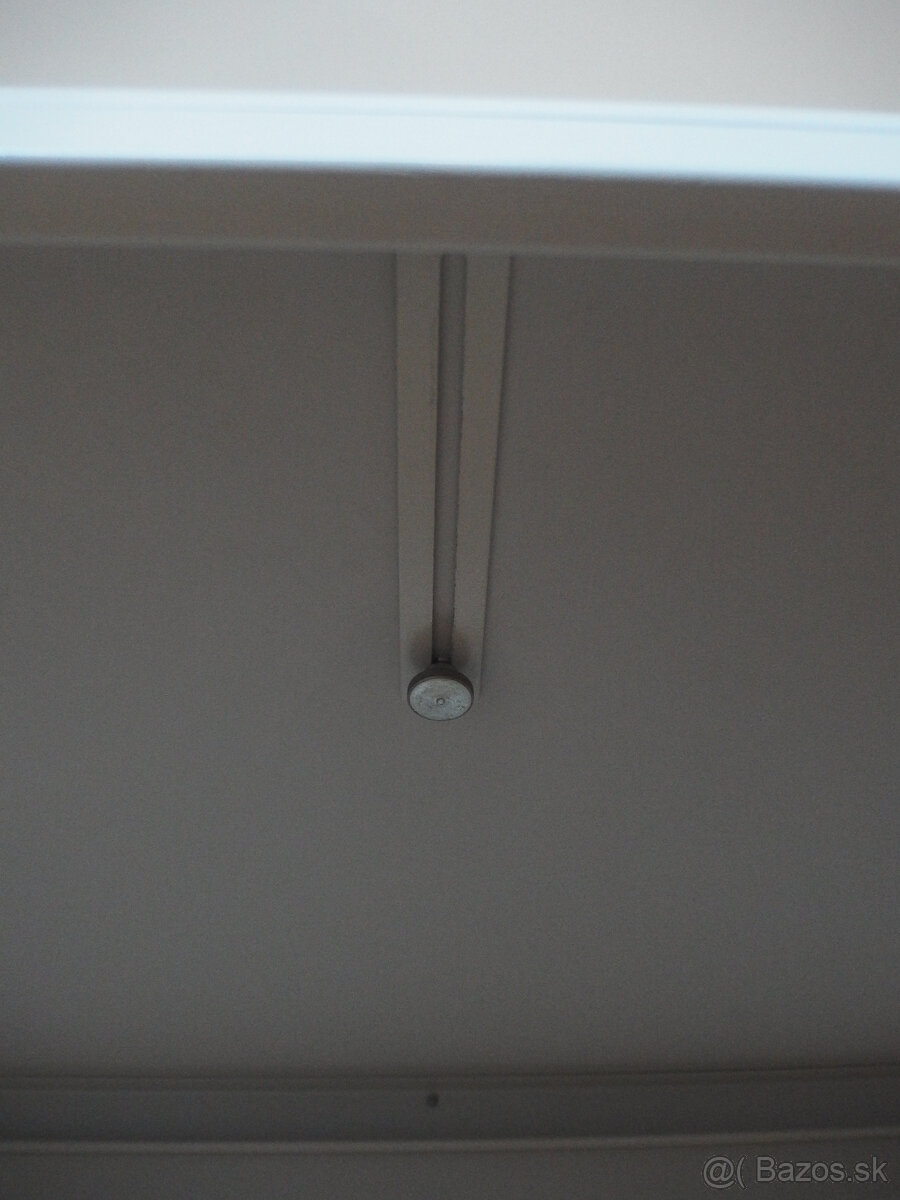 Kancelársky stôl - 4