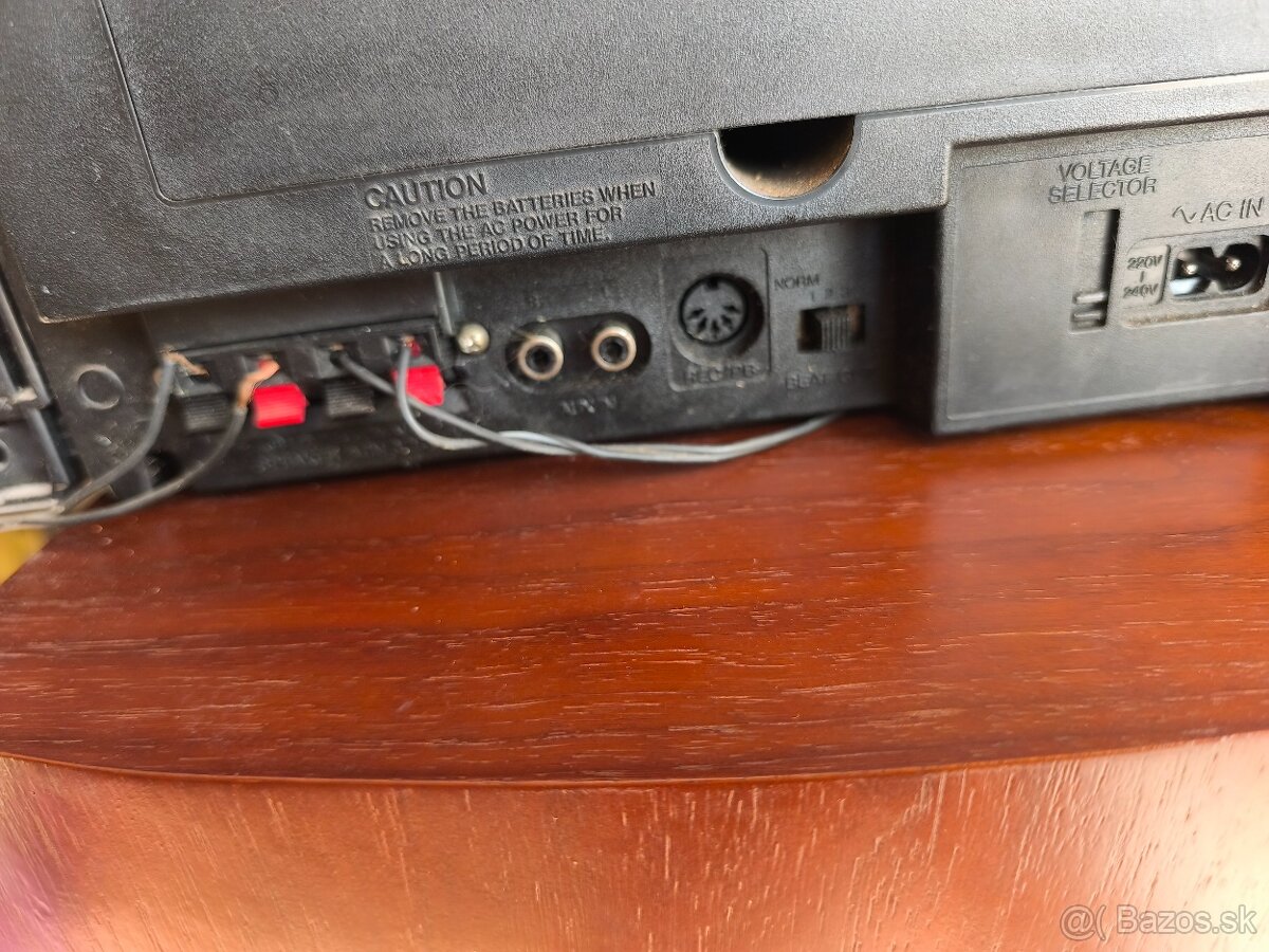 Radio s dvojkazetakom JVC - 4