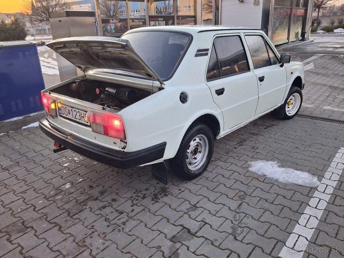 Škoda 130GL - 4