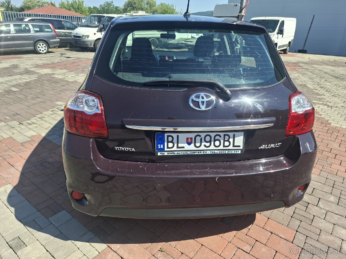 Toyota Auris 1,6,benzin 97 KW. - 4