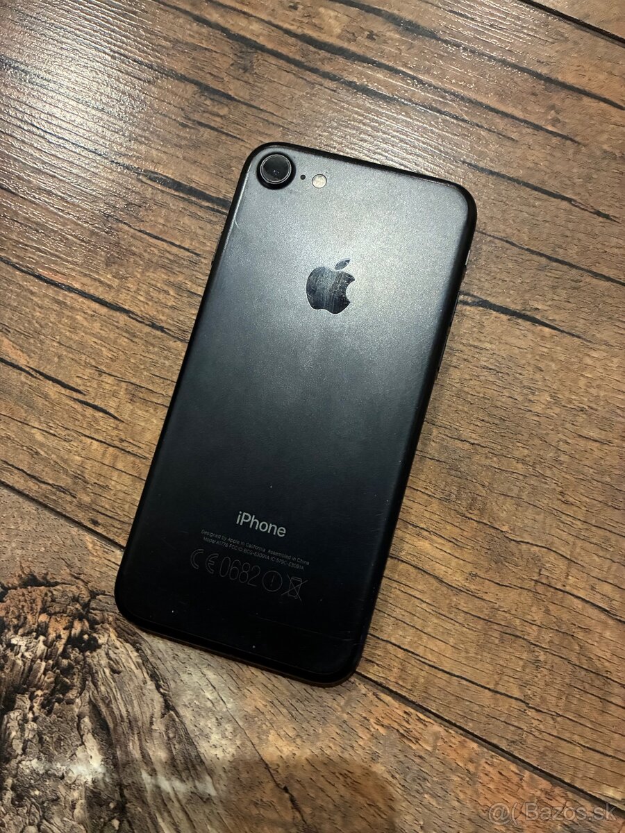 iPhone 7 ako nový - 4