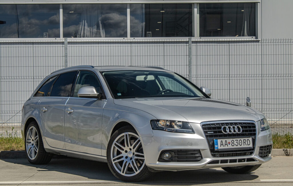 Audi A4 Avant 3.0 TDI Quattro Tiptronic 176kW - 4