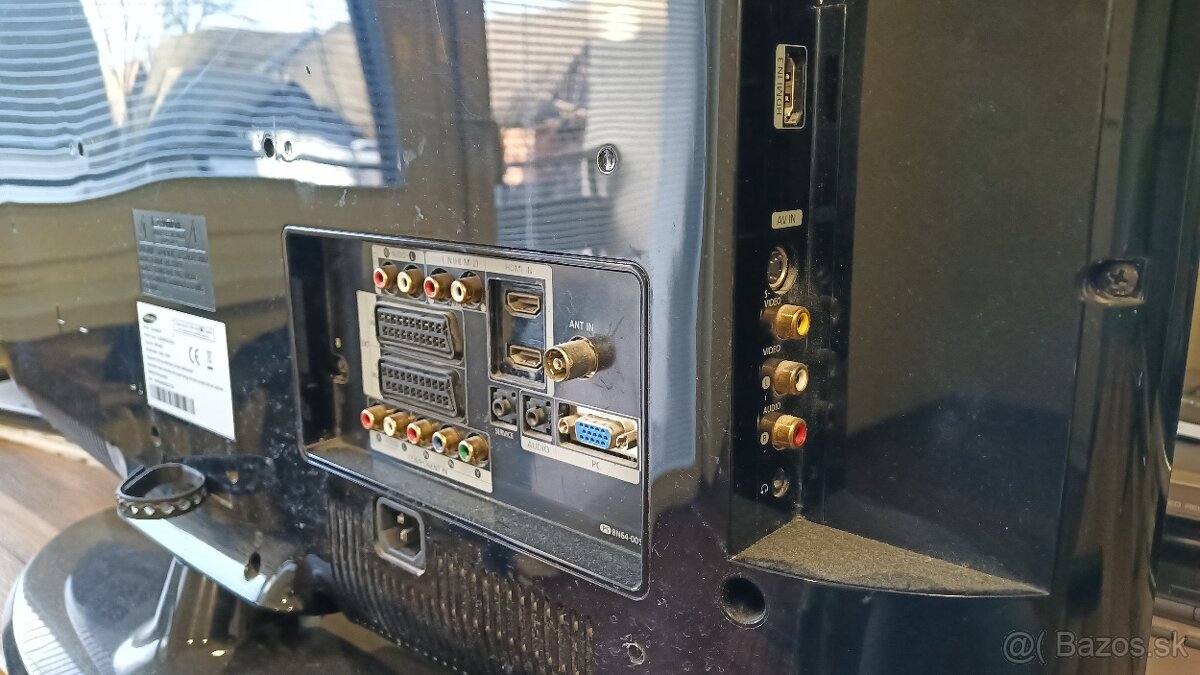 Predám starý LCD TV Samsung 32''. - 4