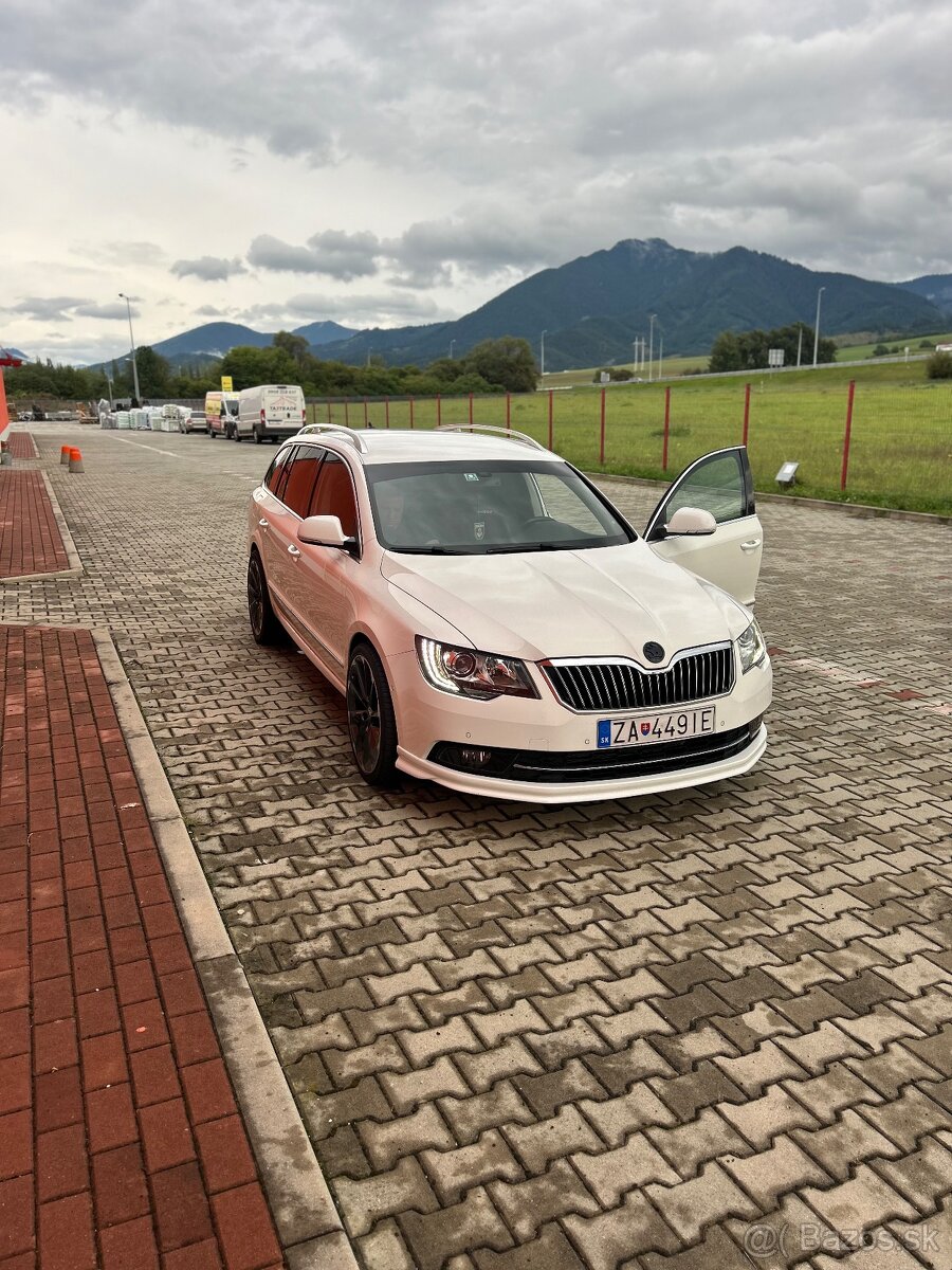 Superb facelif 2014 - 4