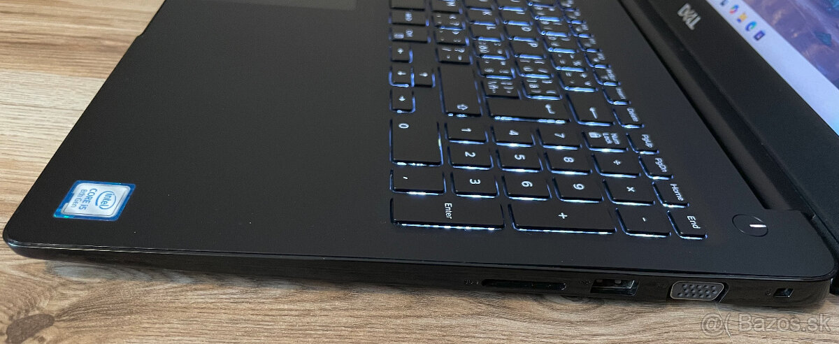 Dell Latitude 3500 - 15.6", Windows 11 - 4