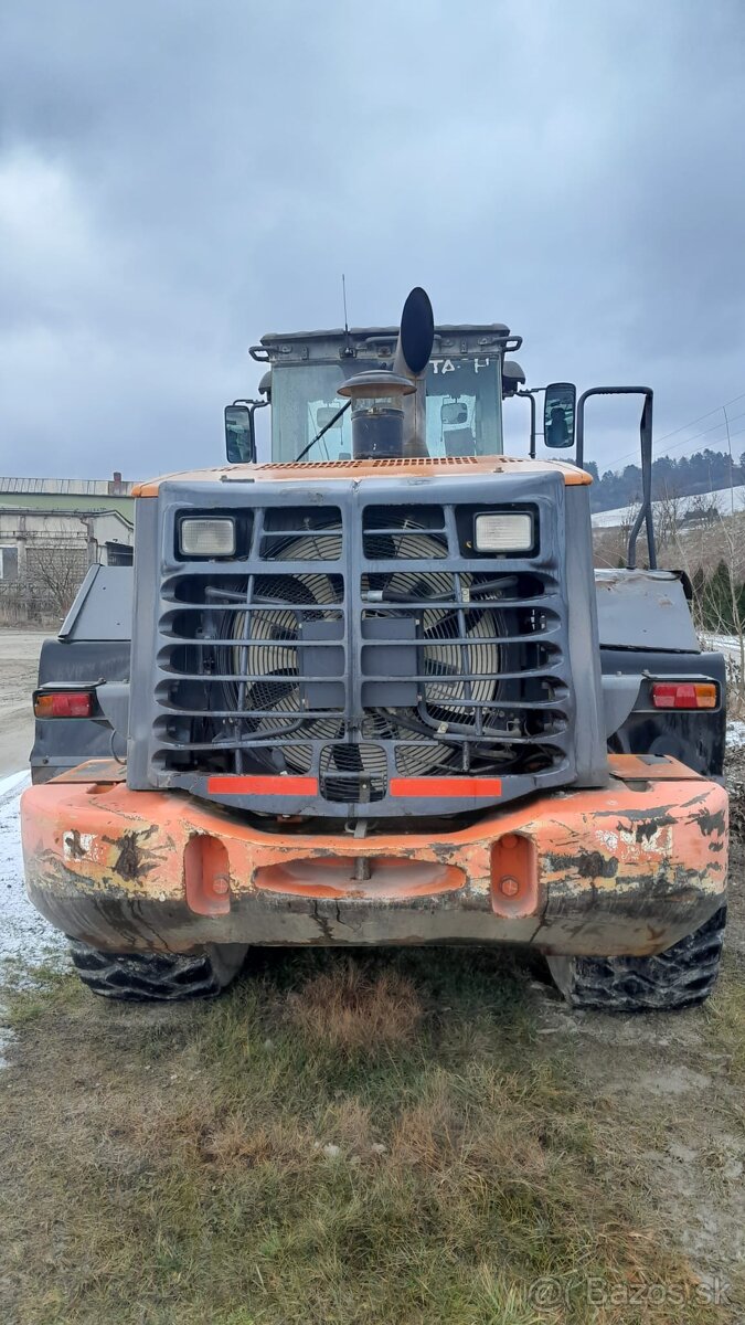 Nakladač Hotachi ZW310 - 4